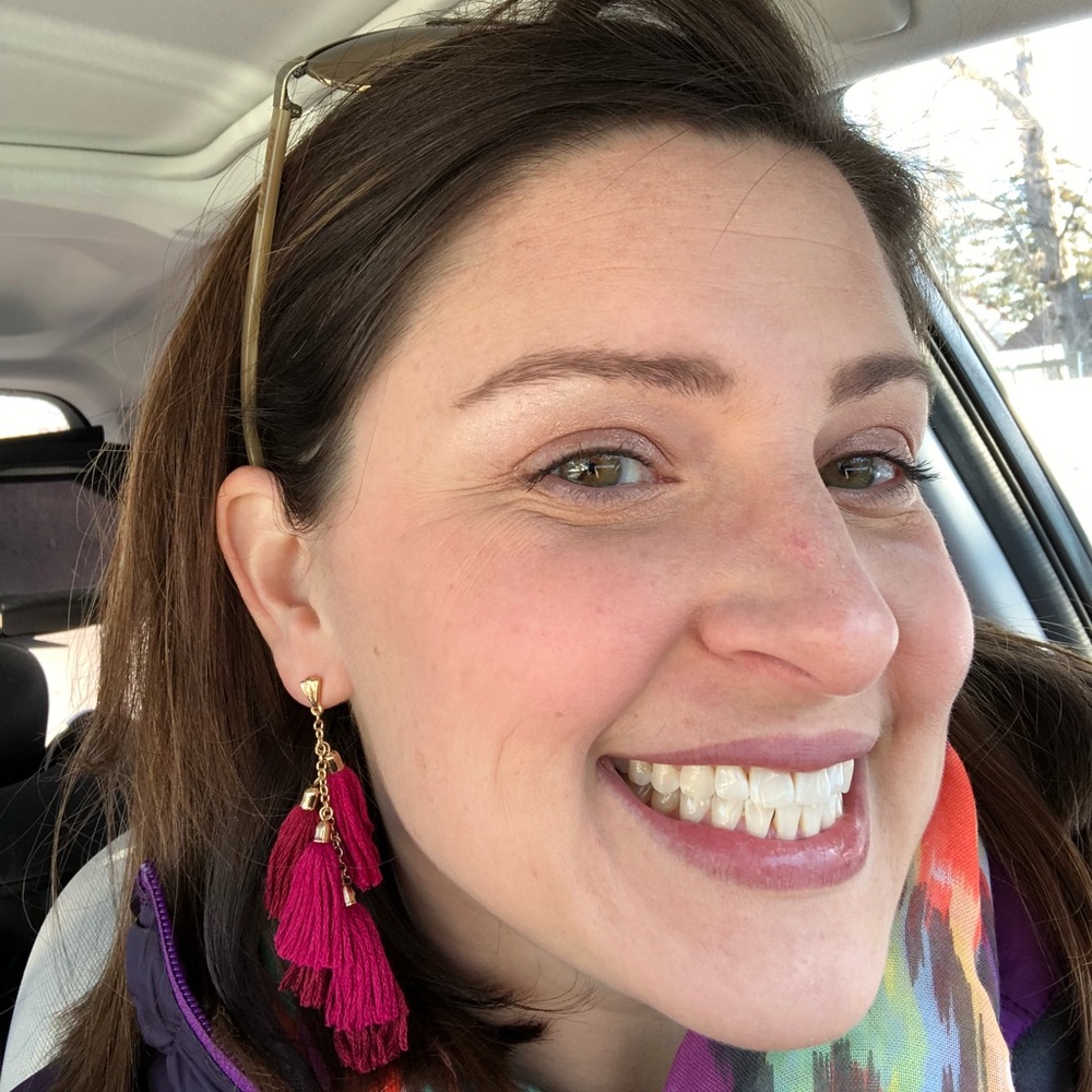 Meet your Posher, Elizabeth